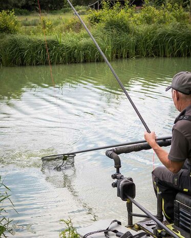 Matrix Carp Latex Landing Net  L Net - 55 x 45cm